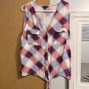 Women’s Rock & Republic tank top size medium (size runs large)